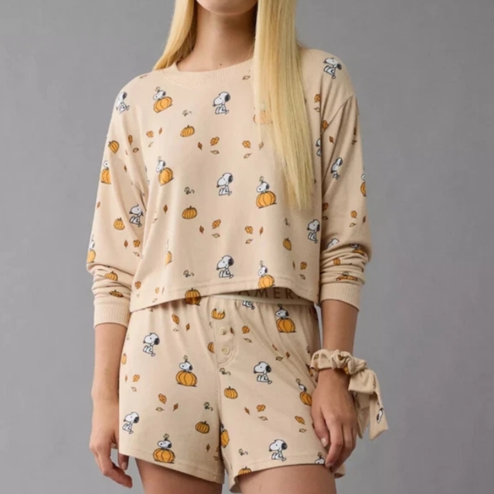 AE American Eagle Snoopy Fall Pumpkin Plush PJ Set Small